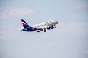 Aeroflot rechnet 2023 mit Superjet-NEW