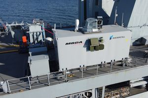 Marine schießt Drohne mit Lasersystem ab