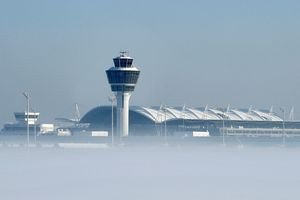 Flughafen München wieder komplett gesperrt