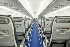 Flugbegleiter stimmen für Streiks bei der Lufthansa