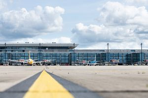 Polizei räumt Terminal 1 am BER