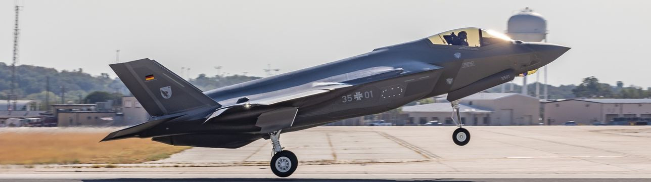 Hier hebt die erste deutsche F-35 zum ersten Mal ab