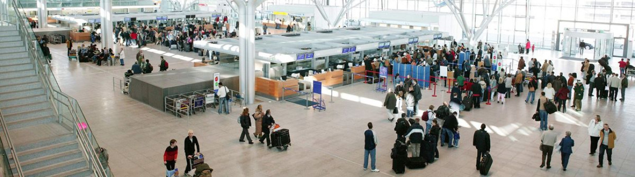Bombendrohung: Terminals am Flughafen Stuttgart geräumt