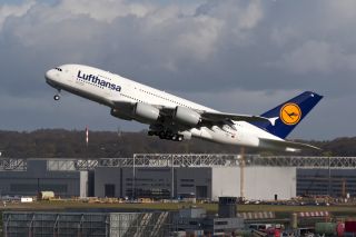 LH A380