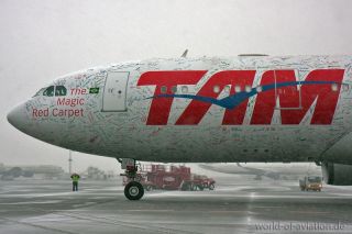 TAM Airbus A330-200