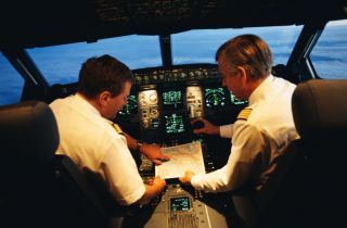 Lufthansa Airbus A340 Cockpit