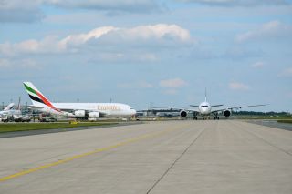 Emirates Airbus A350 und A350 Prototyp MSN4 auf der ILA