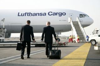 Lufthansa Cargo MD11F-Crew