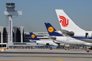 Lufthansa und Air China in Frankfurt