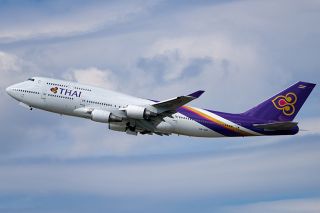 Thai 747-400