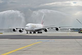 Begrüßung des Emirates-A380 in Frankfurt