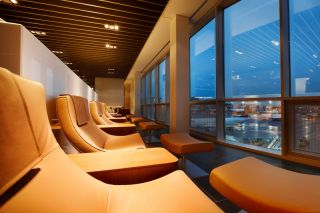 Lufthansa First Class Lounge
