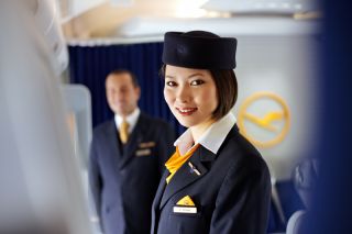 Flugbegleiterin der Lufthansa