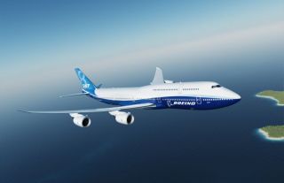 DIe Boeing 747-8 in der neuen Werkslackierung