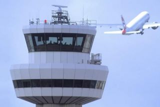 Tower des London Gatwick Airports