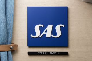 SAS-Logo in der A320neo-Kabine