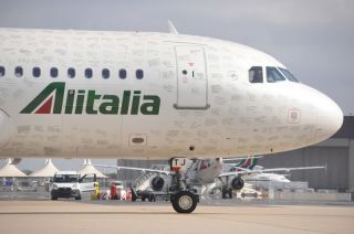 Alitalia Airbus A319