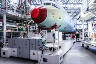 Die vierte A320-Endmontage-Linie in Hamburg Finkenwerder arbeitet mit einem hohen Grad an Automatisierung