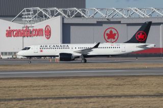 Air Canada Airbus A220-300