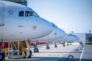 Geparkte A320 von Austrian Airlines