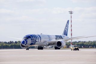 All Nippon Airways Boeing 787-9 in Düsseldorf