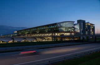 Flughafen Leipzig/Halle mit Autobahnanbindung