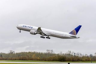 United Boeing 777-300ER