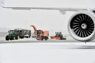 Winterdienst am Flughafen München