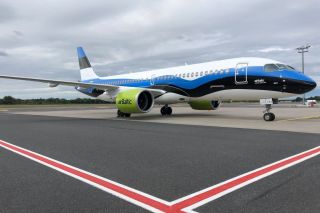 Air Baltic Airbus A220 Sonderlackierung Litauen