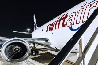 Swift Air Boeing 737-400