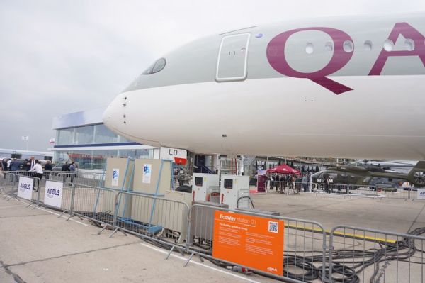 Qatar Airways Airbus A350 auf der PAS15