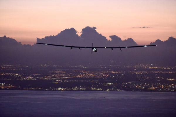 Solar Impulse setzt zur Landung in Hawaii an