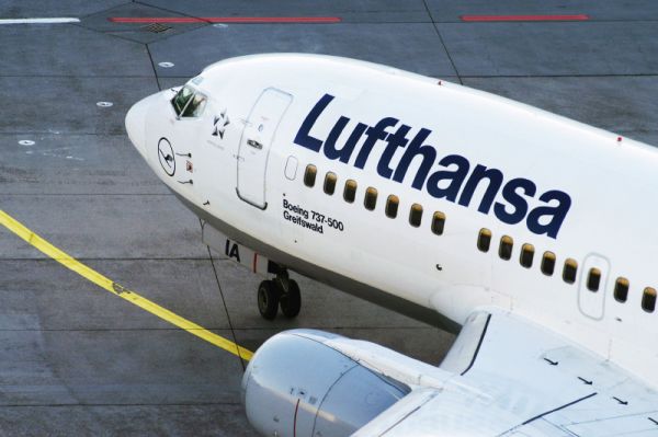 Lufthansa Boeing 737-500