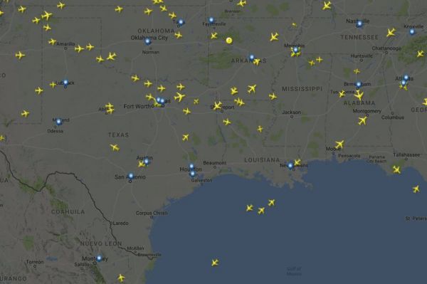 Sturm Harvey wirkt sich auf den Luftverkehr aus