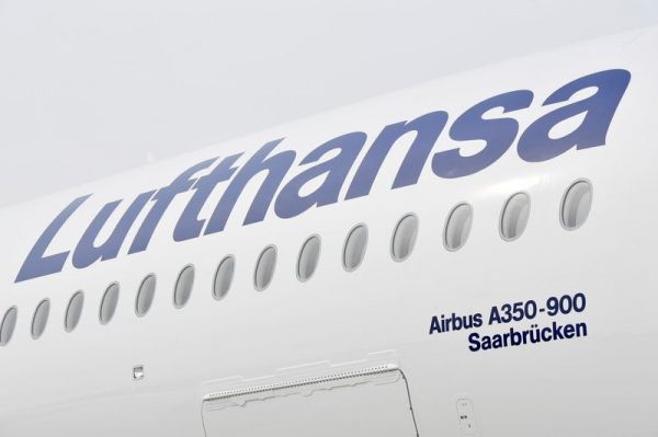 Lufthansa Airbus A350-900