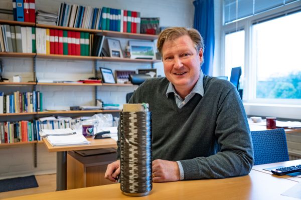 Leif Asp, Professor in Lightweight composite materials and structures at Chalmers University 