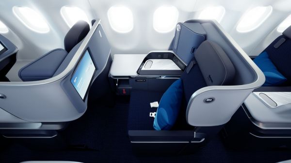 Discover Airlines Ocean Blue Business Class