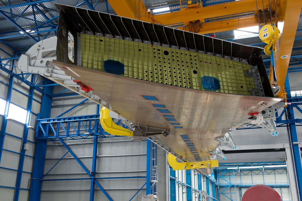 Airbus lässt Werke weniger Tragflächen bauen