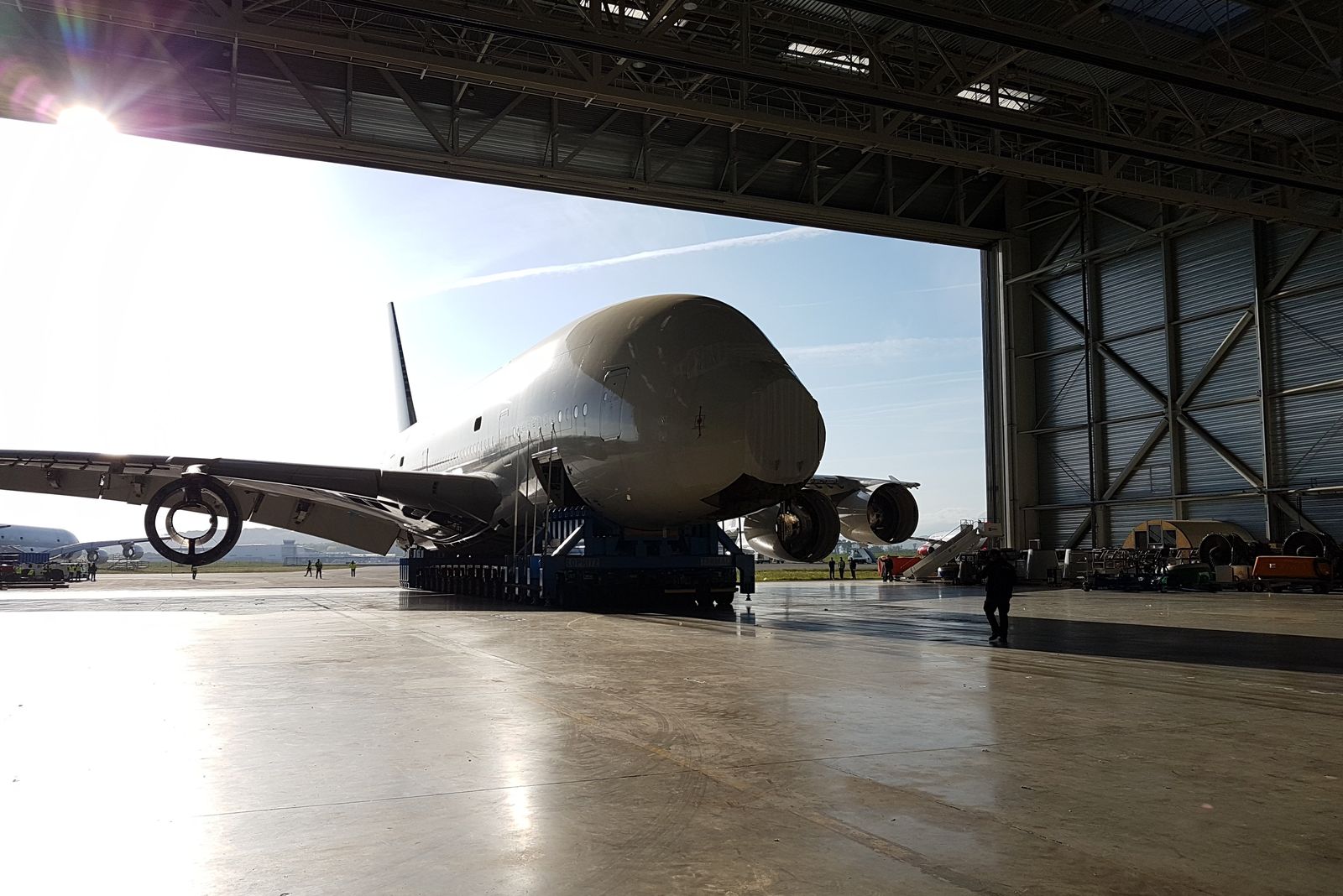 Erster Airbus A380 Ist Zerlegt erster-airbus-a380-ist-zerlegt