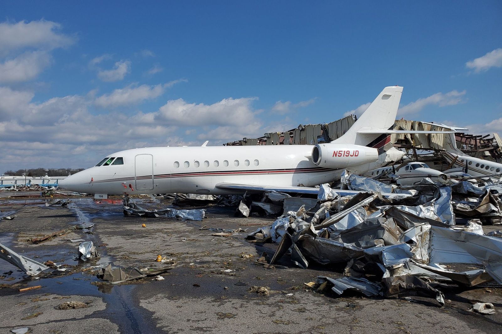 Tornado zerstört Flugplatz bei Nashville