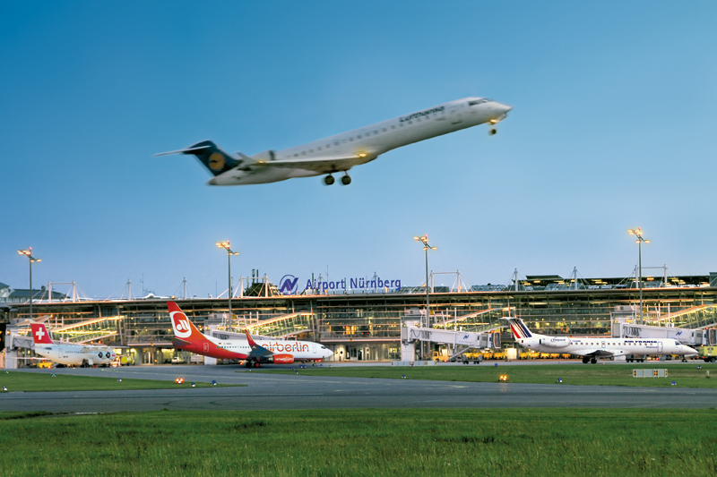 Flughafen Nürnberg sich Sanierungstarifvertrag