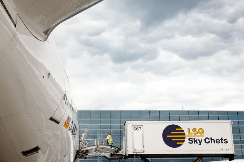 Lufthansa schließt Verkauf der Catering-Sparte ab